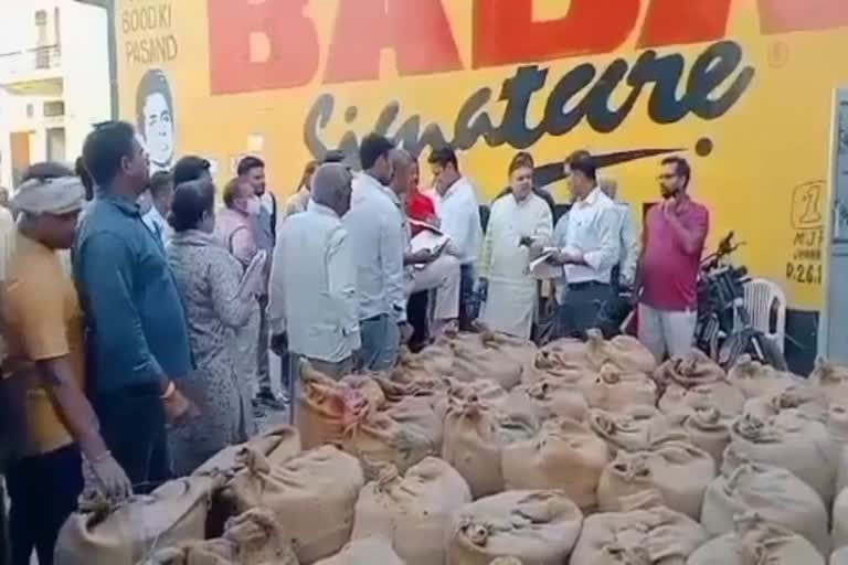 paddy scam busted in Hodal Anaj Mandi