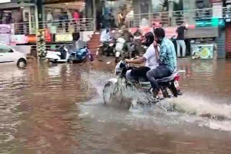 ವಿಜಯನಗರ ಜಿಲ್ಲಾದ್ಯಂತ ಭಾರೀ ಮಳೆ