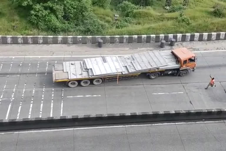 Pune Mumbai Expressway