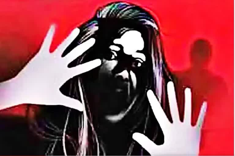 woman gang raped by an auto driver and his associates in Lucknow