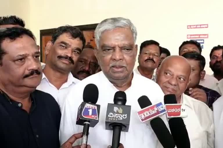 MP Srinivasa Prasad