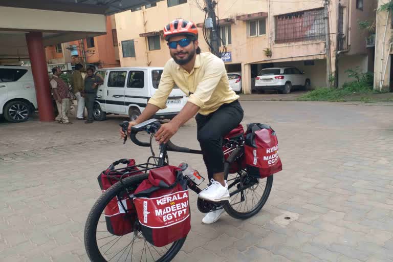 Bicycle Travel  Bicycle  Long Bicycle Travel  Kerala to Egypt  Youth from Mangaluru  ആത്മീയത  യാത്ര  കേരളത്തില്‍ നിന്ന് ഈജിപ്‌തിലേക്ക്  സൈക്കിളില്‍ യാത്രക്കൊരുങ്ങി യുവാവ്  സൈക്കിളില്‍  യുവാവ്  മംഗളൂരു  കര്‍ണാടക  ഹാഫിസ് അഹമ്മദ്  ഹാഫിസ്  പാകിസ്ഥാൻ  ഇറാൻ  മദ്രസ