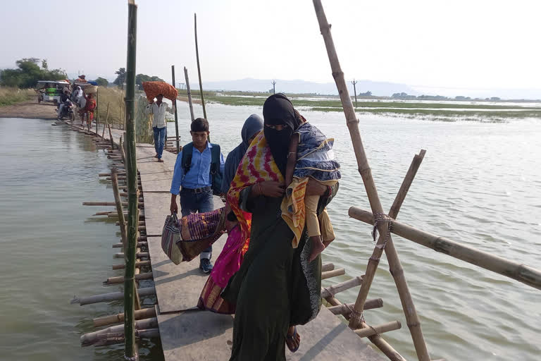 Life of villagers stuck on bamboo culvert