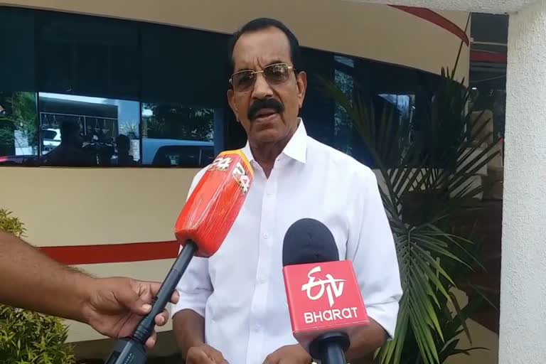 cpim rejected mla ch kunjambu  ch kunjambu  endosalfan controversy  endosalfan controversy latest updations  ch kunjambu channel discussion  latest news in kasargode  latest news today  m v baakrishnan about c h kunjambu  എൻഡോസൾഫാൻ വിവാദ പരാമർശം  സിഎച്ച് കുഞ്ഞമ്പു  എംഎൽഎ സിഎച്ച് കുഞ്ഞമ്പു  സിഎച്ച് കുഞ്ഞമ്പുവിനെ തള്ളി സിപിഎം  സിപിഎം ജില്ലാ നേതൃത്വം  ജില്ലാ സെക്രട്ടറി എം വി ബാലകൃഷ്‌ണന്‍  cpim state secretary m v balakrishnan  m v balakrishnan on endosalfan controversy