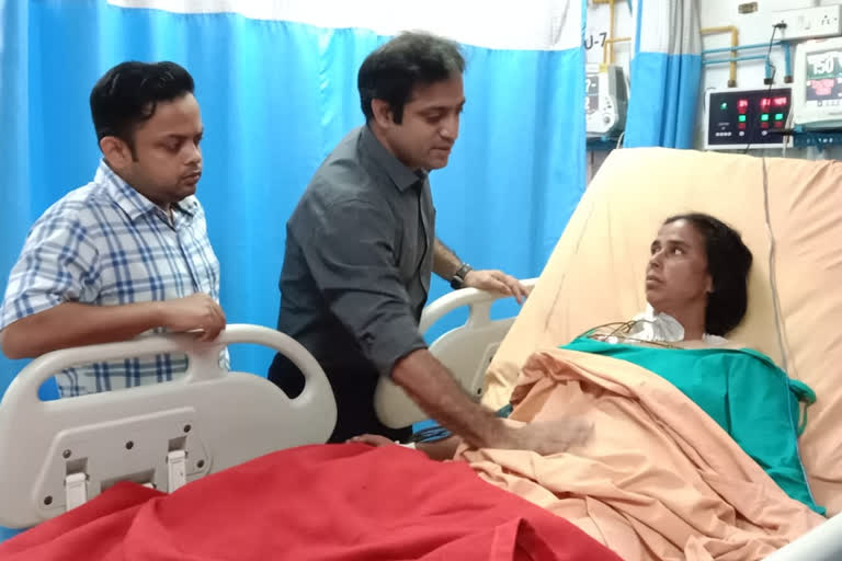 successful-operation-of-a-cancer-patient-by-laparoscopy-in-rapurhat-medical-college