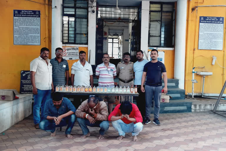 Three caught in selling liquor