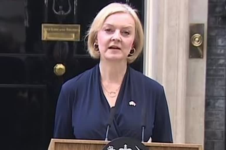 Liz Truss British prime minister resigned