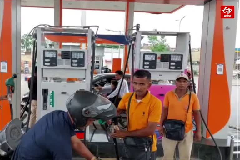 Petrol Pump operated by prisoners
