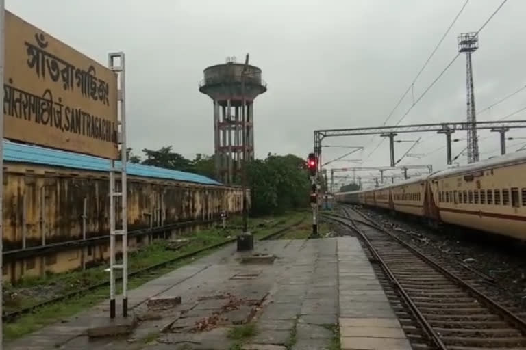 Special Express Train between Howrah Dehradun Route during Kali Puja 2022