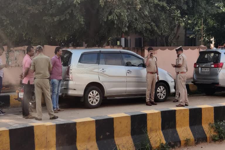 money-theft-from-car-in-doddaballapur