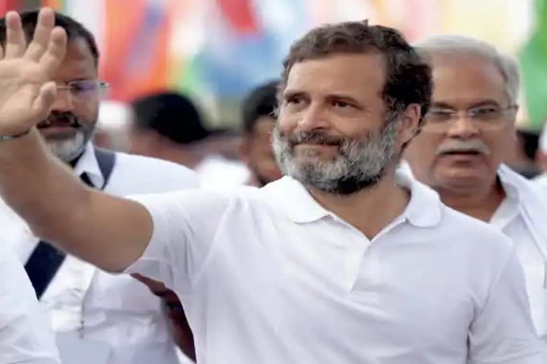 Bharat Jodo Yatra led by Rahul Gandhi reaches Raichur Karnataka