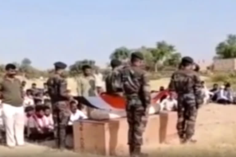 Army Jawan last rites in Jaisalmer who died while saving her sister