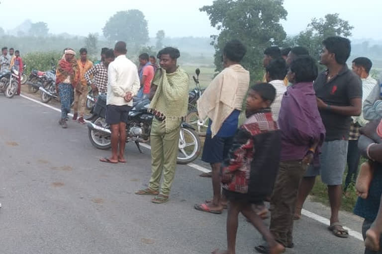 young man death in Palamu road accident
