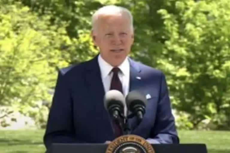 Biden juggling long list of issues to please Democratic coalition