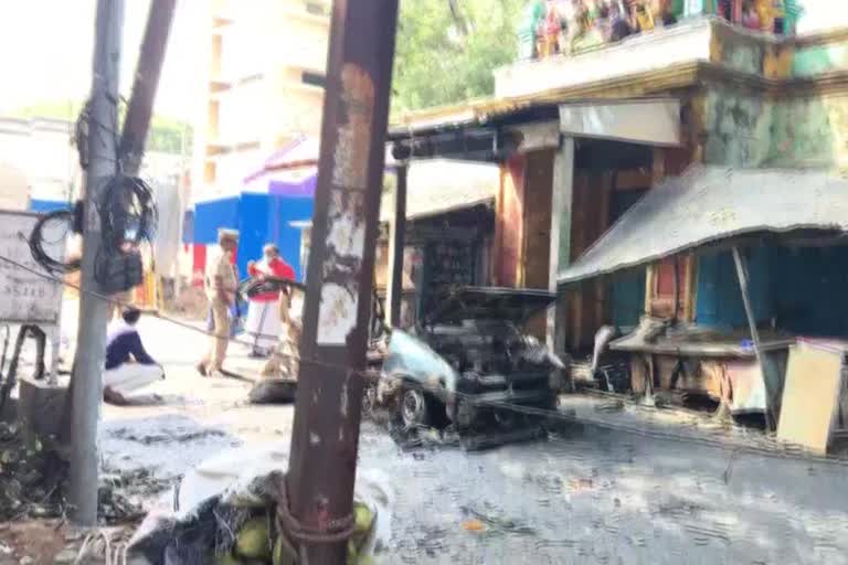 Tamil Nadu Man charred to death after a car exploded due to LPG cylinder blast in Ukkadam