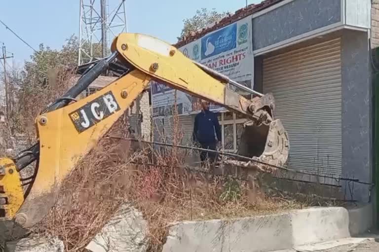 Man Demolished Encroachment By Self