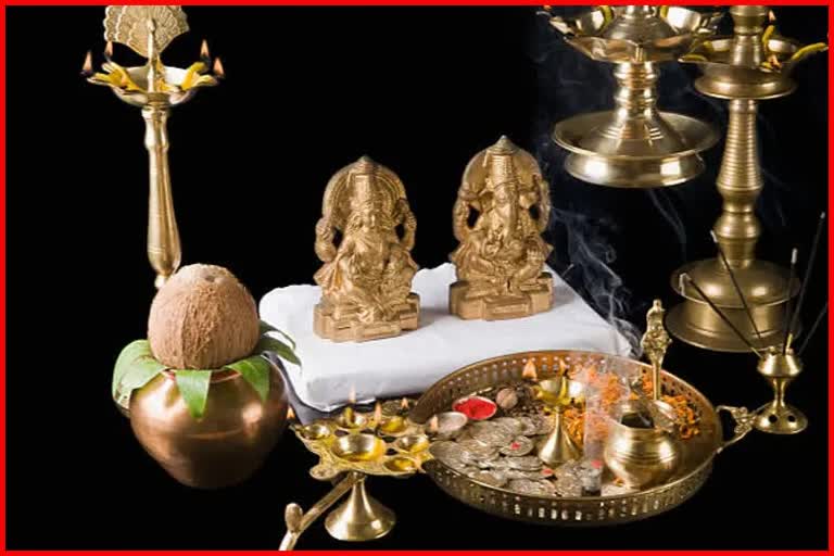 Worshipping Goddess Lakshmi ganesha according to Zodiac Signs