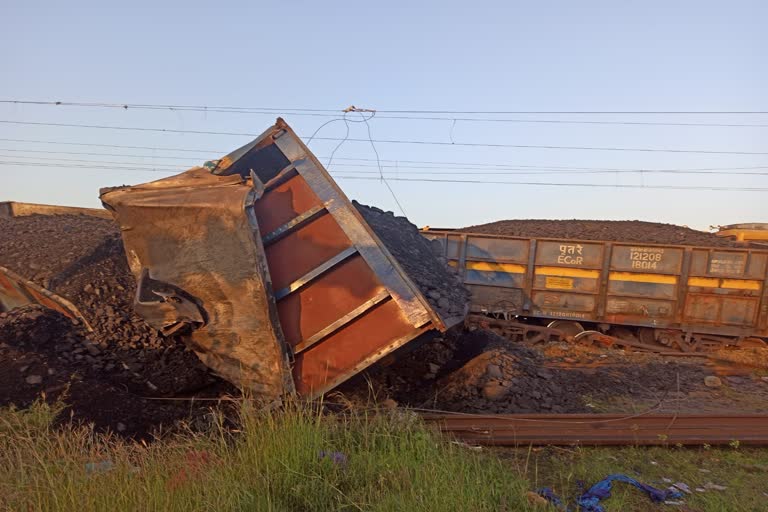 goods Train derailed in Vijayapur