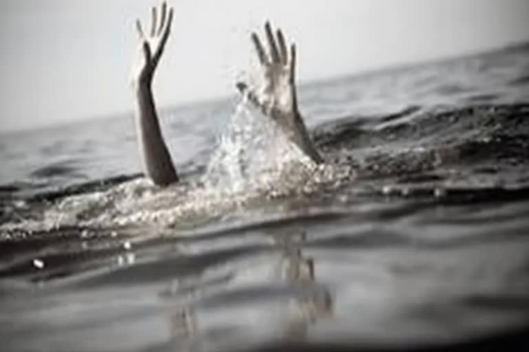 five drown in river in bihar