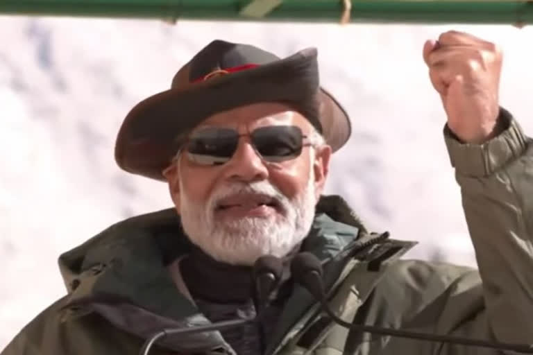 india-has-never-considered-war-first-option-pm-modi-at-kargil