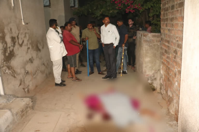 Gujarat Bhavnagar man stabs wife to death on Diwali night