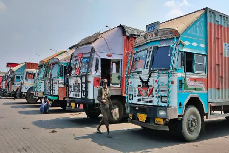 lorries entering Bengal need to pay Danda tax