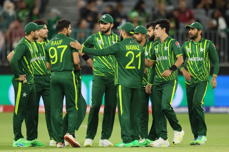 How Pakistan can qualify for T20 World Cup semi-finals after bitter defeat to Zimbabwe