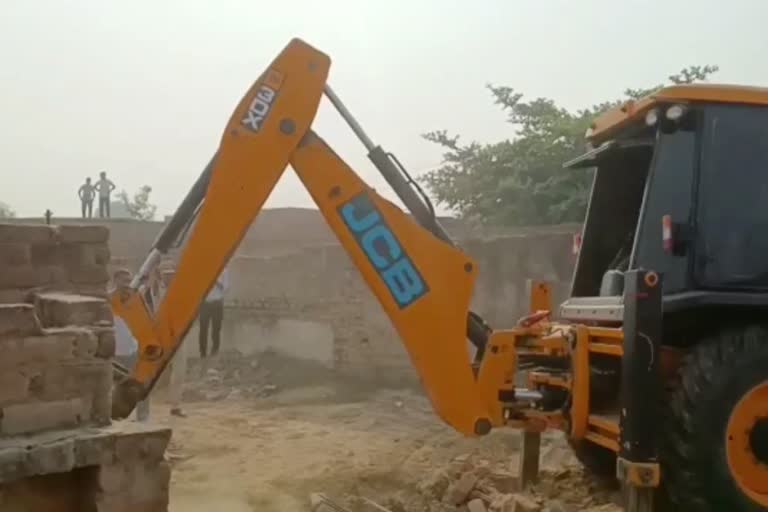 drug smuggler illegal property demolished in sirsa