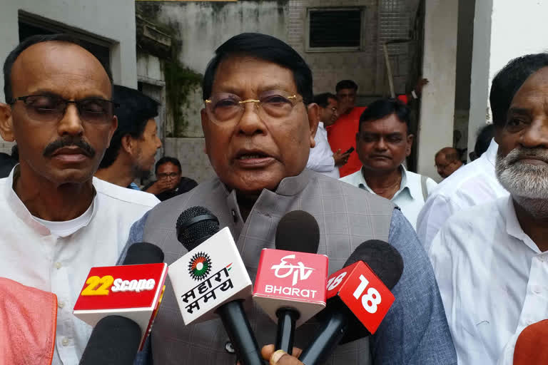 Minister Rameshwar Oraon promise failed