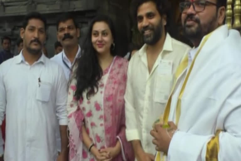 Heroine Namita Visited Tirumala