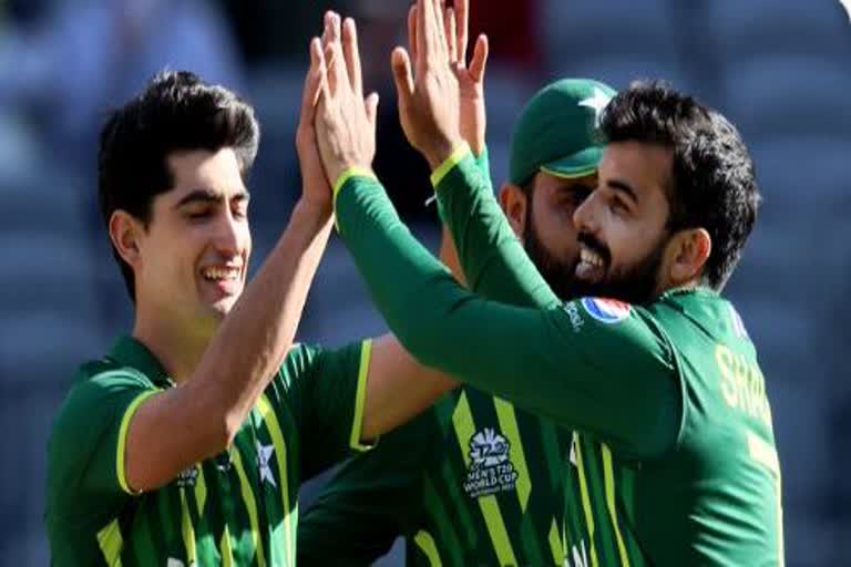 T20 World Cup: Pakistan keep semi-final hopes alive with scrappy win over Netherlands