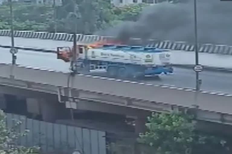 Mizoram Tanker blast four dead  petrol tanker caught fire at Mizoram  petrol tanker caught fire  petrol tanker accident  ടാങ്കറിന് തീ പിടിച്ചു  വെന്തു മരിച്ചു  ചമ്പായി  തുരിയാൽ  ഐസ്വാൾ