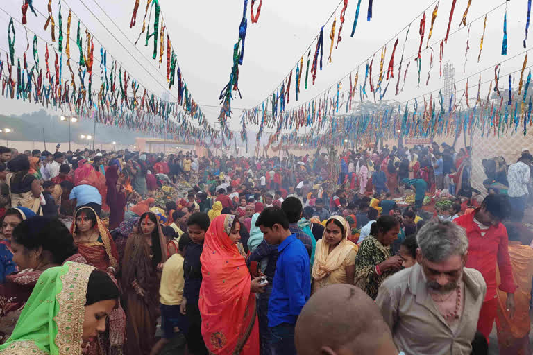 End of Chhath Puja in Delhi