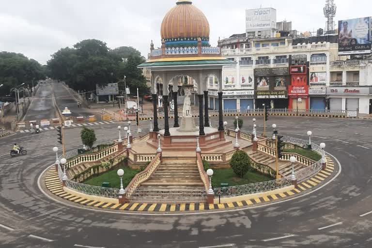 a-man-committed-suicide-in-mysore