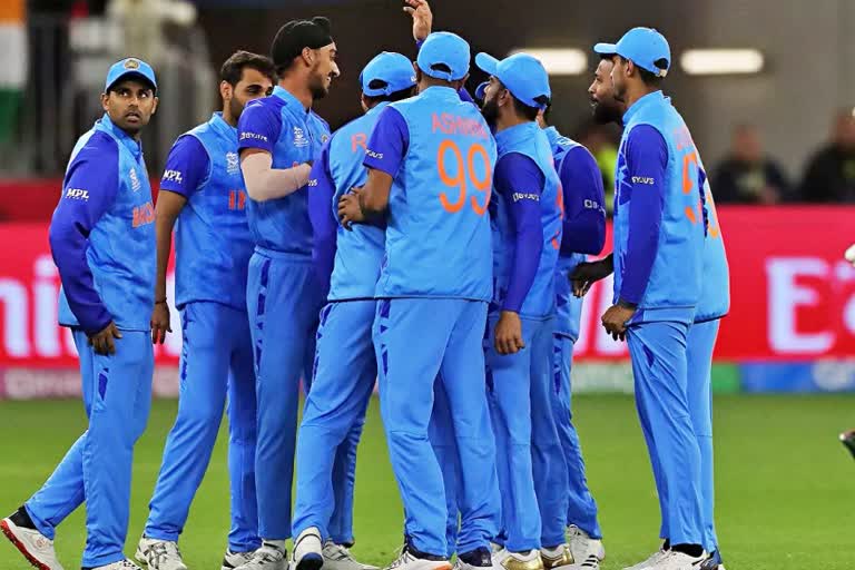 Indian team announced  BCCI  hardik pandya  shikhar dhawan  बीसीसीआई  भारतीय टीम का एलान  हार्दिक पांड्या  शिखर धवन