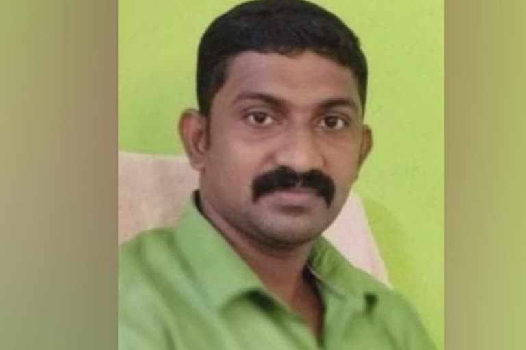 കോട്ടയം  kottayam  bike accident  latest kerala news  ബൈക്കപകടത്തിൽ യുവാവ് മരിച്ചു  കോട്ടയത്ത് ബൈക്കപകടം  അപടകത്തിൽ ചികിത്സയിലായിരുന്ന യുവാവ് മരിച്ചു  ക്ലിന്‍റ് ജോൺസൺ  Bike accident in kottayam  ബൈക്ക് ഡിവൈഡറിൽ ഇടിച്ച് യുവാവ് മരിച്ചു