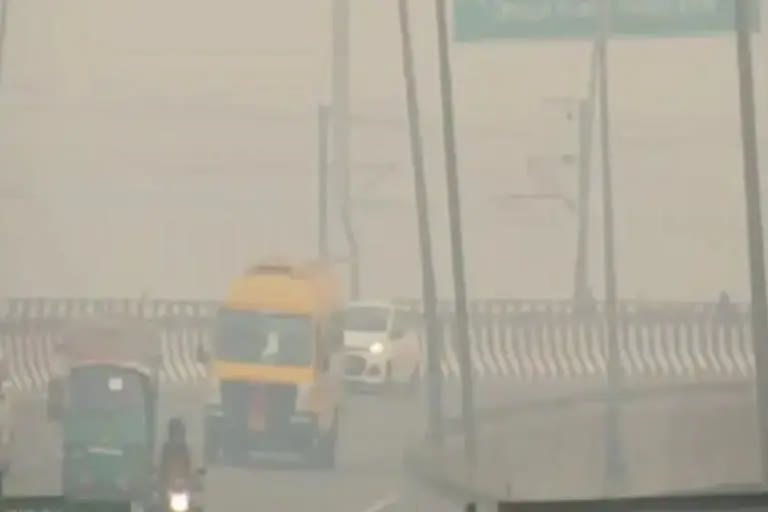 'Severe' air pollution chokes Delhi as farm fires rage in Punjab