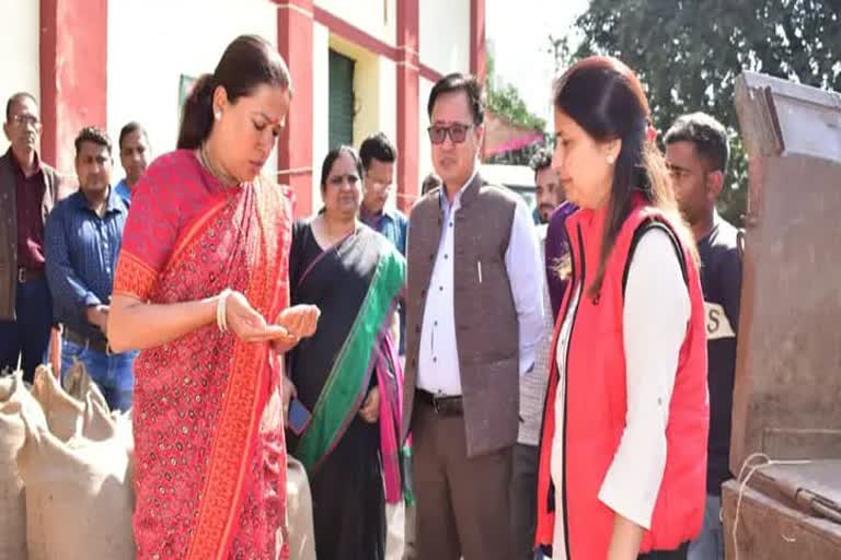 Minister Rekha Arya