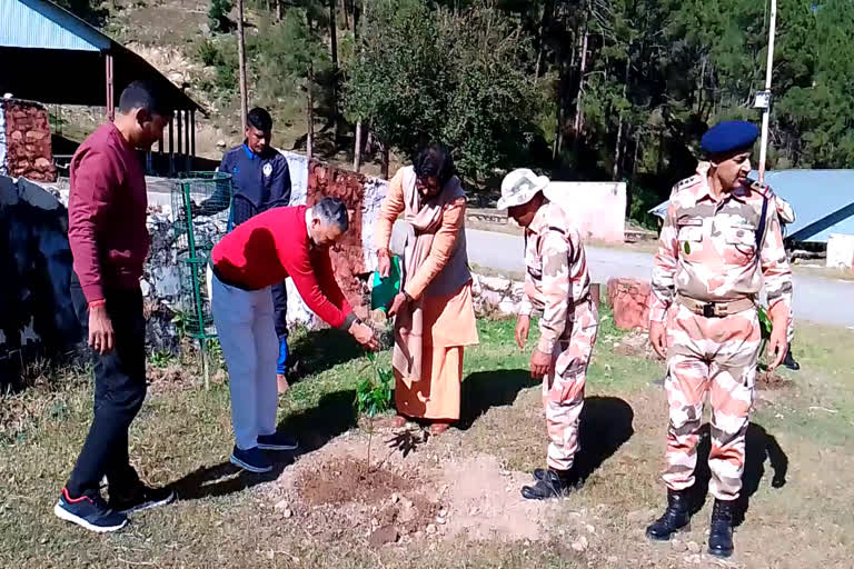 ITBP jawans Planted Rudraksha Saplings in Uttarkashi