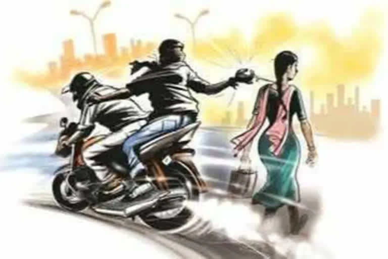 Chain snatchers in Rajendranagar