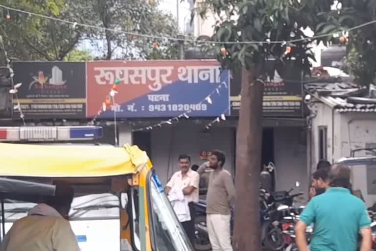 दानापुर फ्लेक्स गोदाम में चोरी