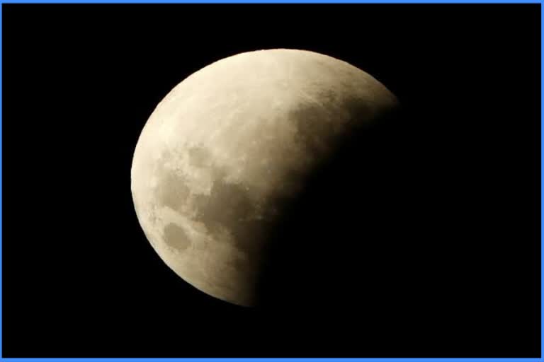 Continental lunar eclipse