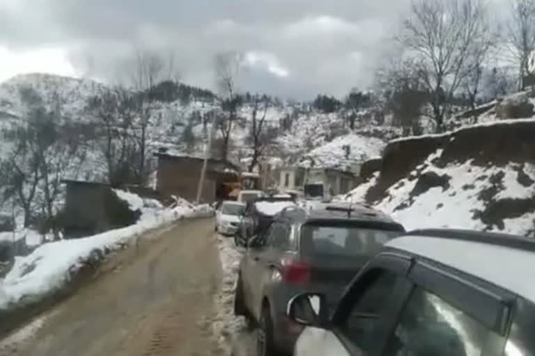 کشمیر میں پانچ سے سات نومبر تک برف و بارش کا امکان