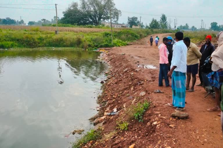 Young people drowned in the river Ganges