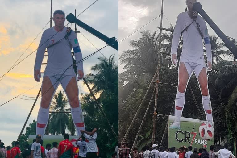 fifa world cup  world cup football  cr7 cutout in thamarassery  messi neymar cutout in pullavoor  സിആർ7 കട്ടൗട്ട്  പുള്ളാവൂരിലെ ചെറുപുഴയിൽ മെസ്സി കട്ടൗട്ട്  നെയ്‌മർ കട്ടൗട്ട്  പോർച്ചുഗൽ ആരാധകർ  പോർച്ചുഗൽ താരം ക്രിസ്റ്റ്യാനോ റൊണാൾഡോ  അർജന്‍റീന താരം ലയണൽ മെസ്സി  ക്രിസ്റ്റ്യാനോ റൊണാൾഡോ കട്ടൗട്ട്  റൊണാൾഡോ കട്ടൗട്ട്  സിആർ7  കട്ടൗട്ട് പോര്  റൊണാൾഡോ