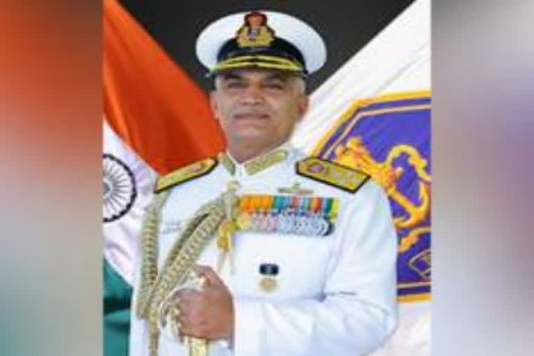 Navy chief begins 5-day visit to Japan