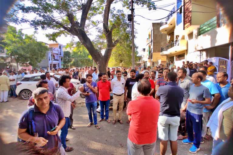 Leopard attack when crowd in Kota, RajasthanEtv Bharat