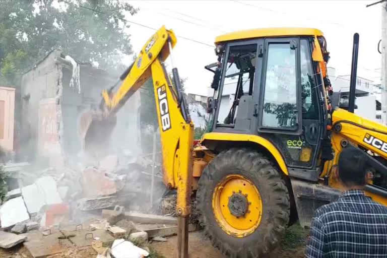 Houses Demolition At Ippatam Village