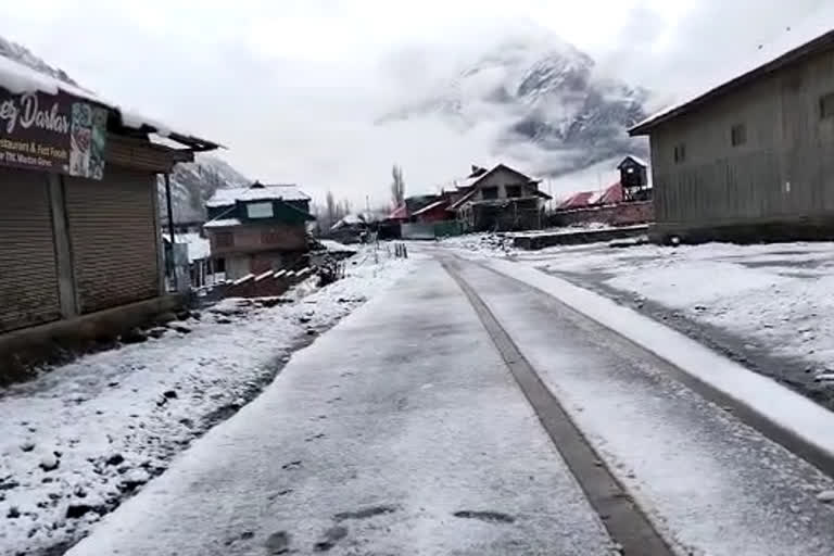 Snowfall in Kashmir