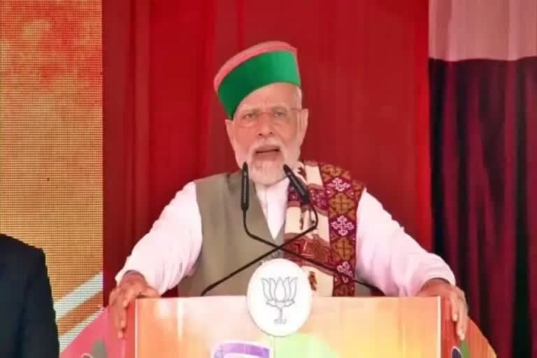 BJP will buck the trend  return to power in Himachal PM Modi  earlier the country was lagging behind  dig at the Congress led coalition governments  PM Modi in Himachal  കേരള വാർത്തകൾ  മലയാളം വാർത്തകൾ  kerala latest news  malayalam news  PM Modi in himachal pradesh about election  മലയാളം വാർത്തകൾ  പ്രധാനമന്ത്രി നരേന്ദ്ര മോദി  ബി ജെ പി  ഹിമാചൽ പ്രദേശ് തെരഞ്ഞെടുപ്പ്  സ്ഥിരതയുള്ള ഒരു സർക്കാർ  സോളനിലെ തൊഡോ മൈതാനിയിൽ നടന്ന പാർട്ടി റാലി  ബിജെപി സർക്കാർ